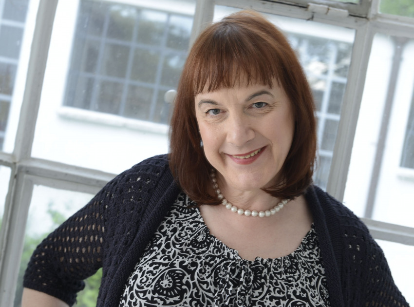 Ihre Fussfee Alexandra ist staatlich anerkannte Fusspflegerin